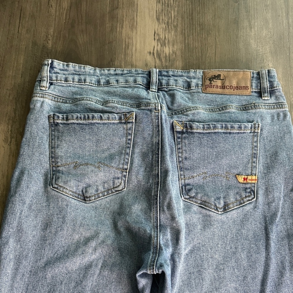 Parasuco Vintage Light Blue Relaxed Barrel Jeans for Women - Picture 7 of 7